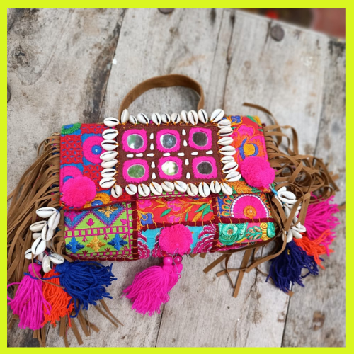 Banjara Boho Bags - Pink thread Round 6 Mirrors